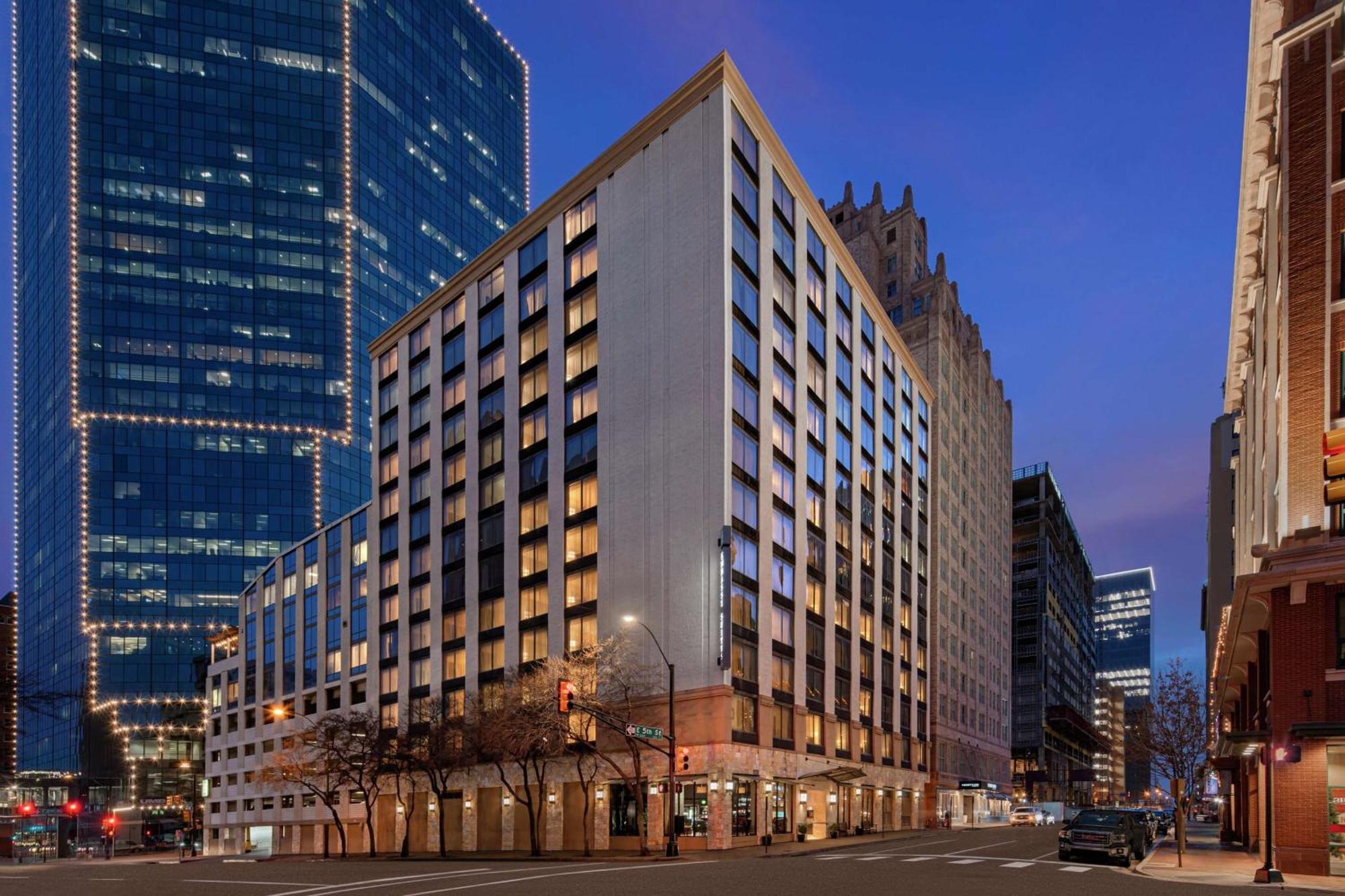 Embassy Suites By Hilton Fort Worth Downtown Exterior photo